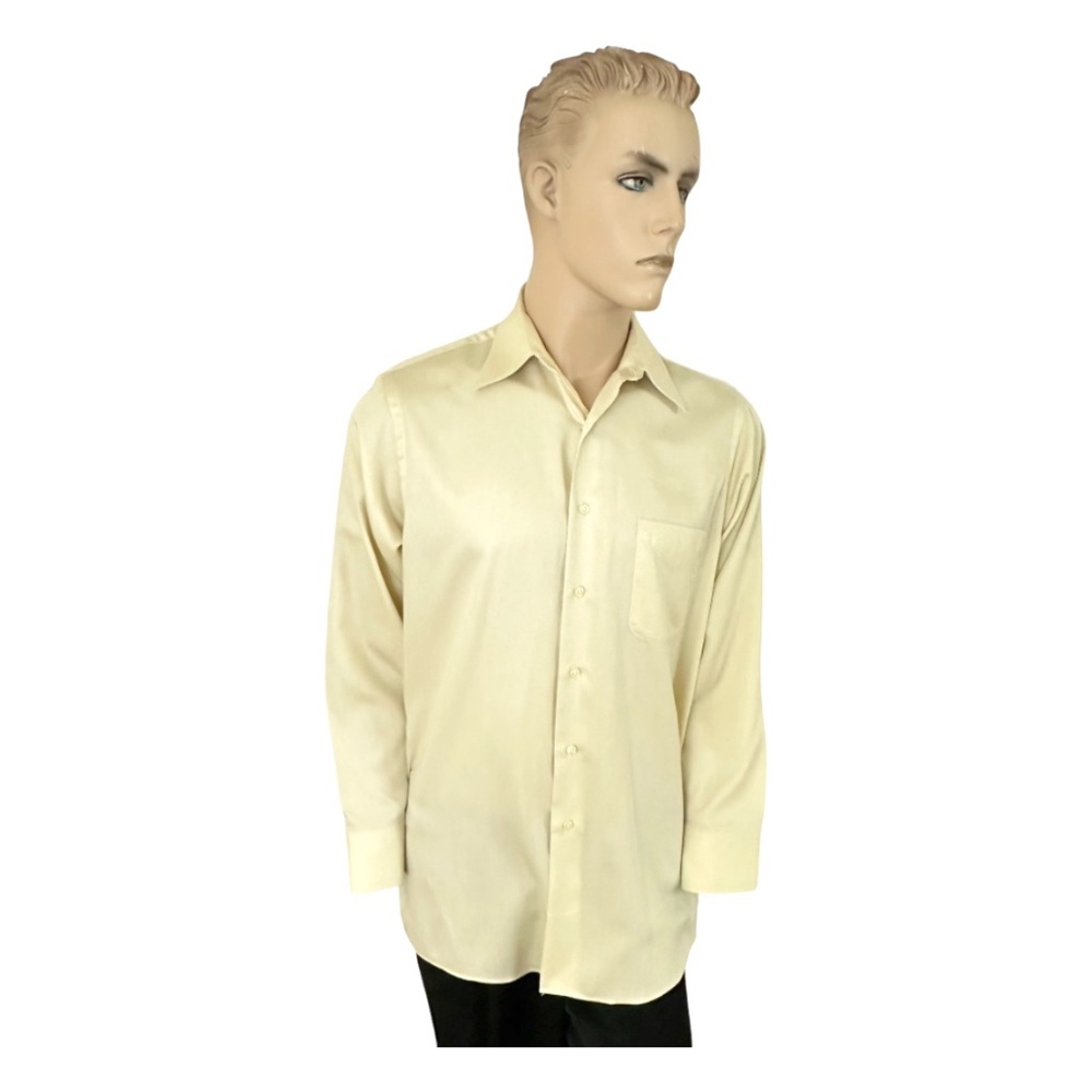 Geoffrey Beene Men's Dress Shirt { Medium : 15 ½ -  32 / 33 } Champagne